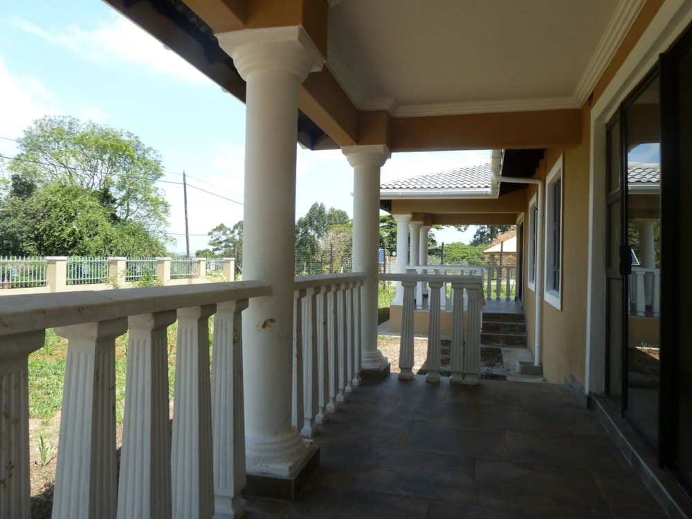 House for sale in Crestholme - 1KF1635029