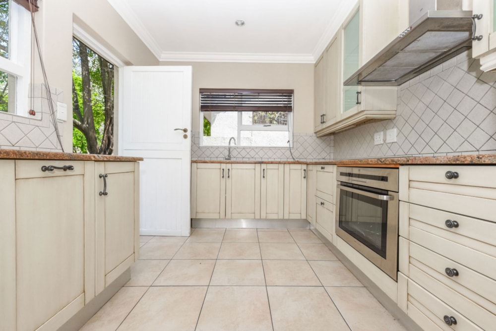 Golf estate house to rent in Dainfern Golf Estate - FYL1726531