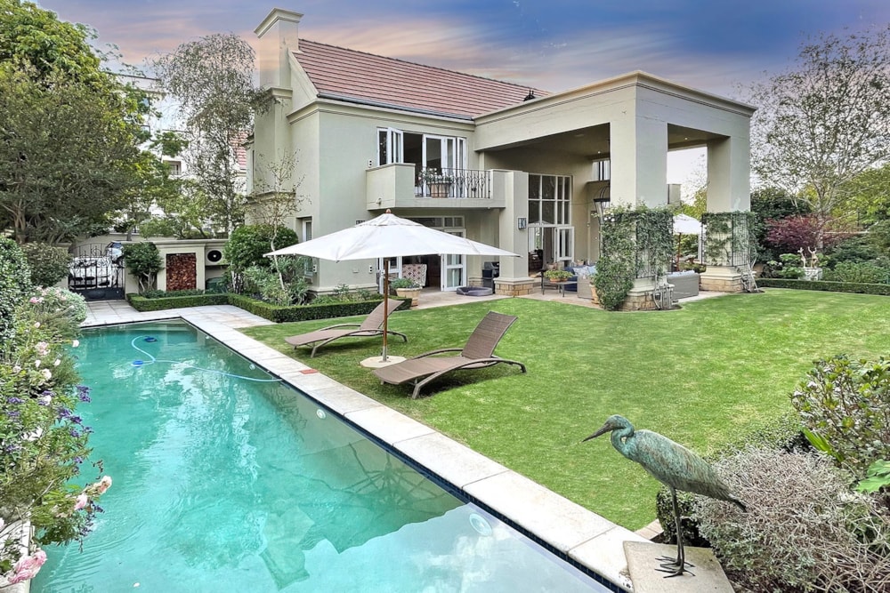 Double-storey house for sale in Hyde Park, Sandton - HP1724686 Double-storey house for sale in Hyde Park, Sandton - HP1724686