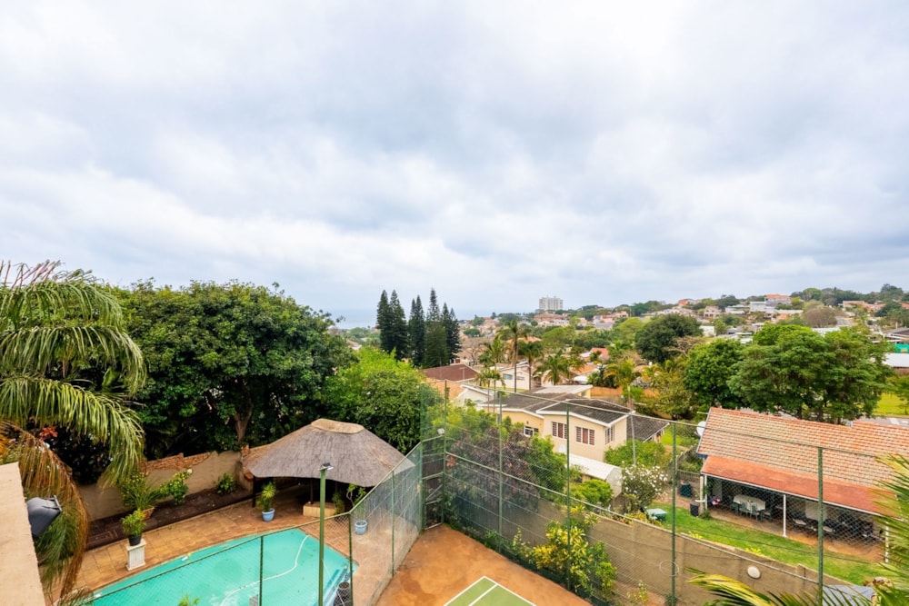 Double-storey house for sale in La Lucia - 1ND1731601