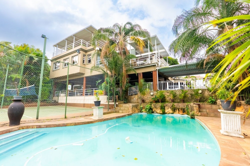 Double-storey house for sale in La Lucia - 1ND1731601