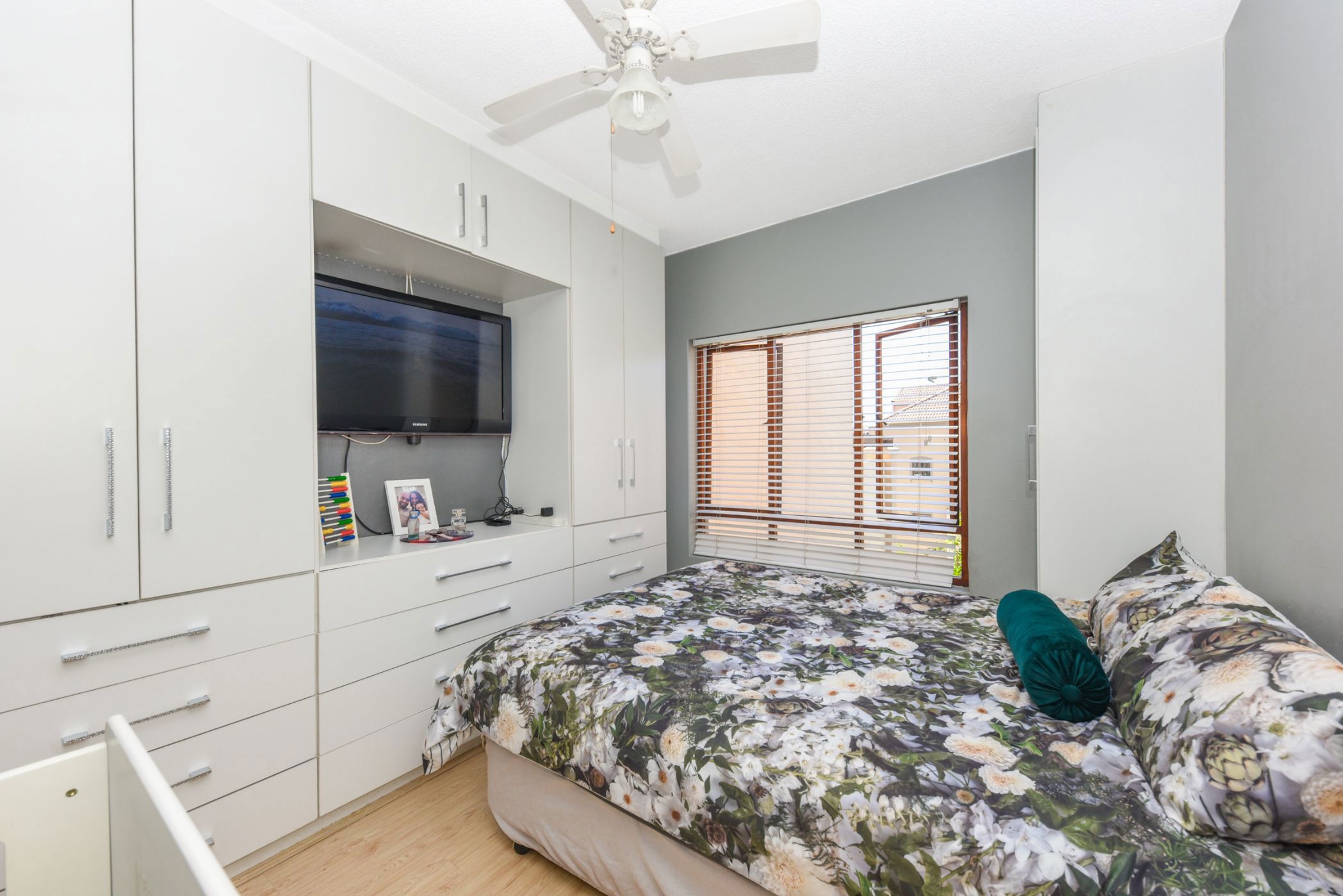 Loft sold in Lonehill - FW1634414