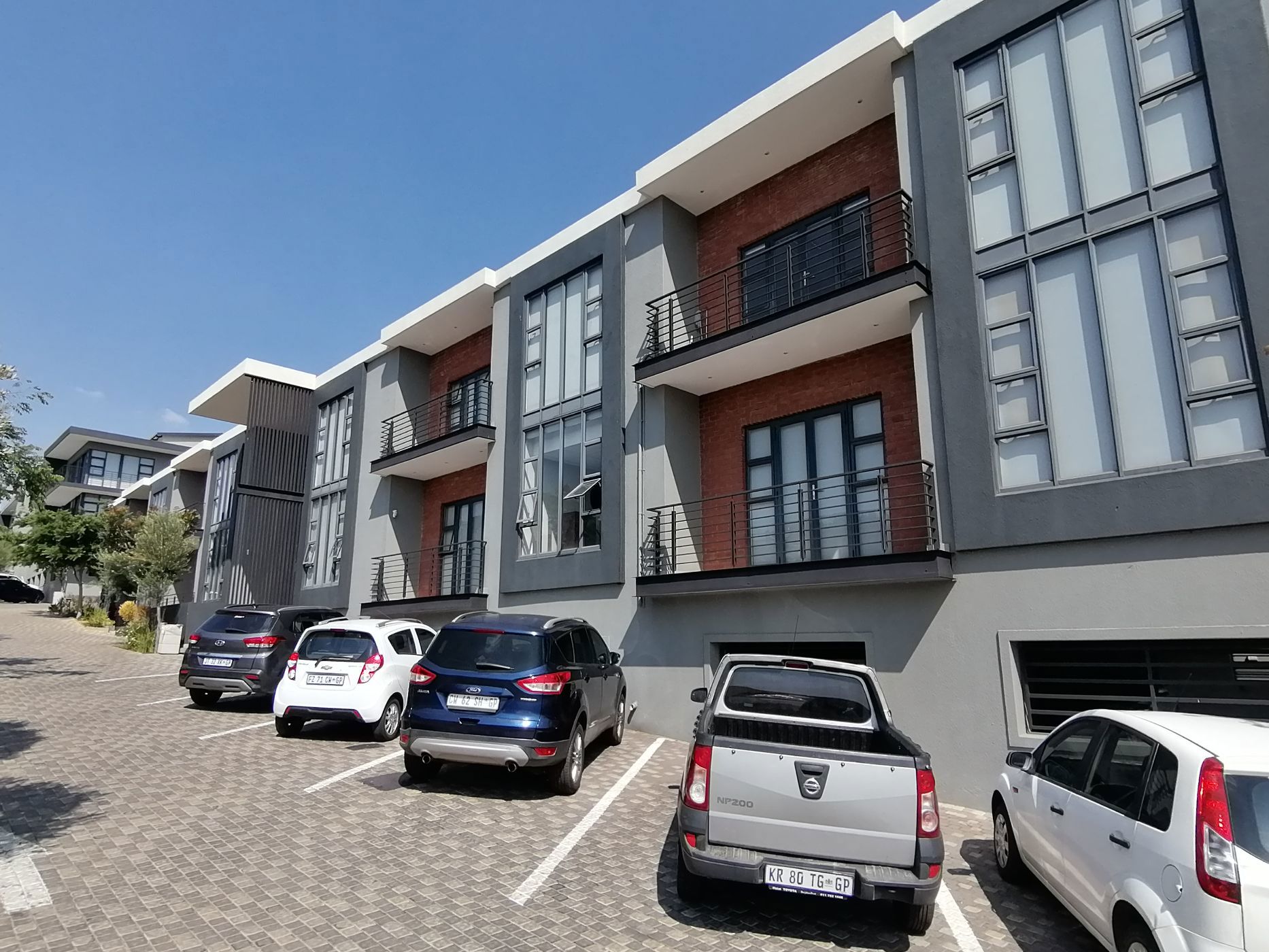 Commercial office to rent in Aspen Lakes - 1GV1685274