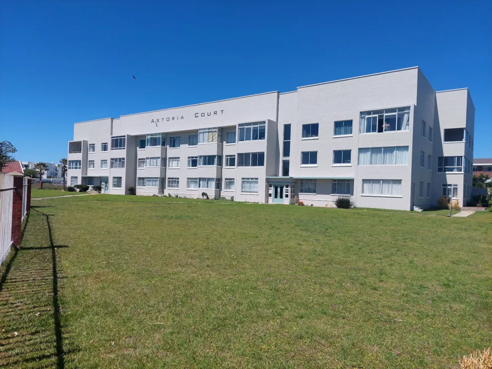 Apartment for sale in Summerstrand - 1PLZ1547665 Apartment for sale in Summerstrand - 1PLZ1547665