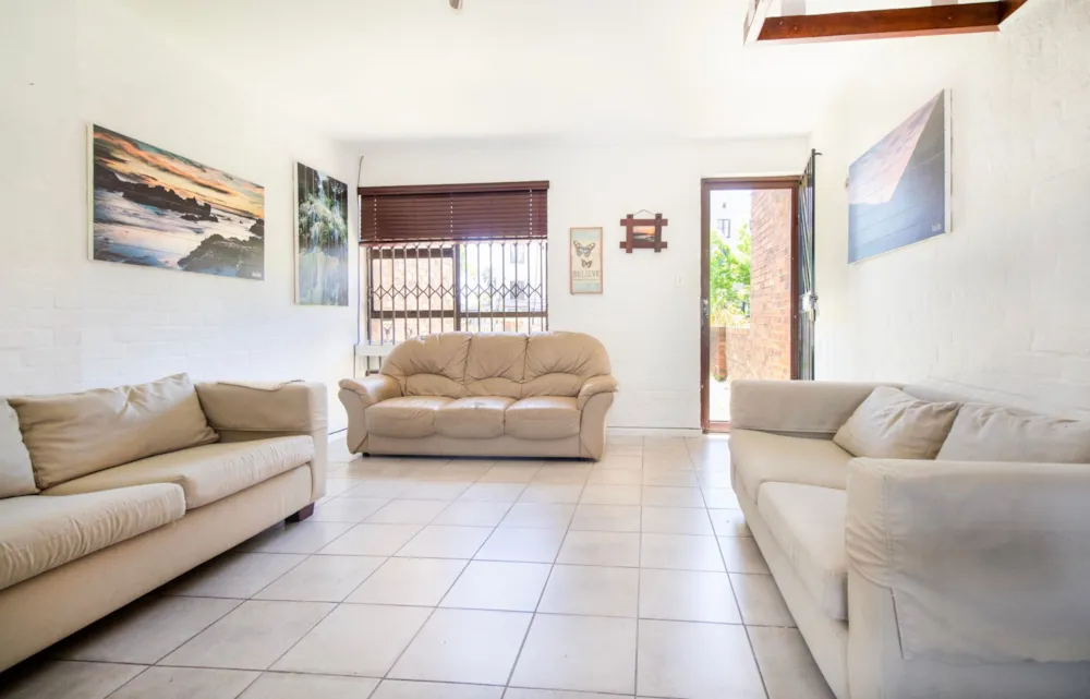 Double-storey apartment sold in Stellenbosch - ST1722668 Double-storey apartment sold in Stellenbosch - ST1722668