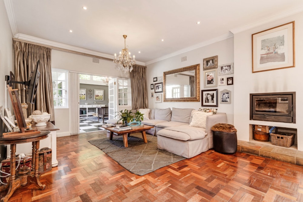 Double-storey house sold in Parkhurst - HP1682063 Double-storey house sold in Parkhurst - HP1682063