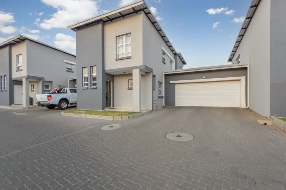 Townhouse for sale in Eagle Canyon Golf Estate - RAN1736565 Townhouse for sale in Eagle Canyon Golf Estate - RAN1736565