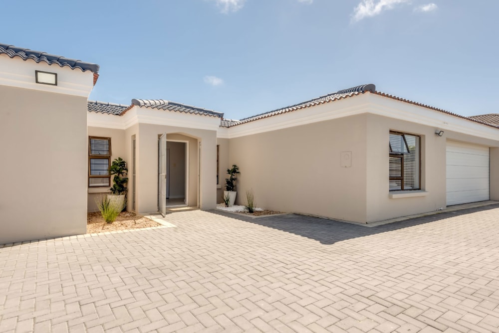 House let in Summerstrand - 1PLZ1708331 House let in Summerstrand - 1PLZ1708331