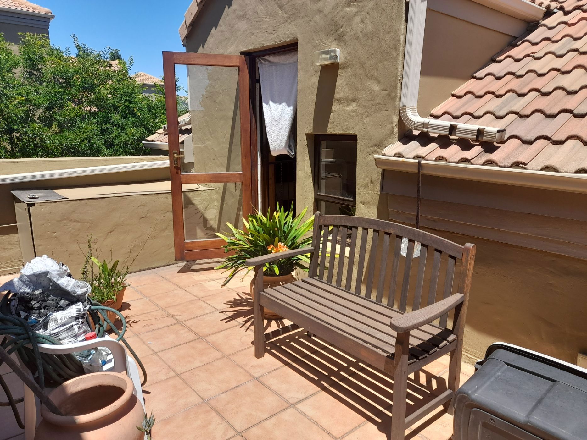 Apartment to rent in Lonehill - FYL1718812