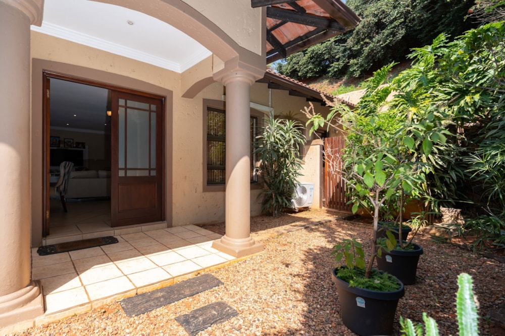 Townhouse sold in La Lucia - 1ND1680955 Townhouse sold in La Lucia - 1ND1680955