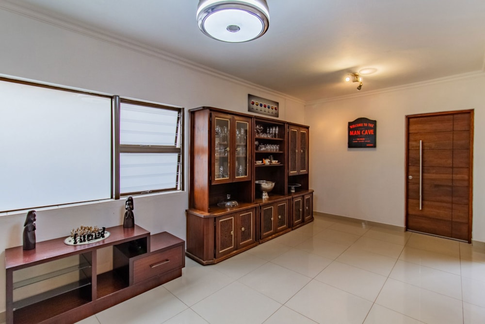 Security estate home for sale in Eagles Landing - 1HR1633389 Security estate home for sale in Eagles Landing - 1HR1633389