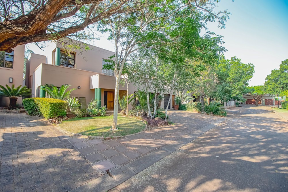 House for sale in Eldoraigne - CN1631659 House for sale in Eldoraigne - CN1631659