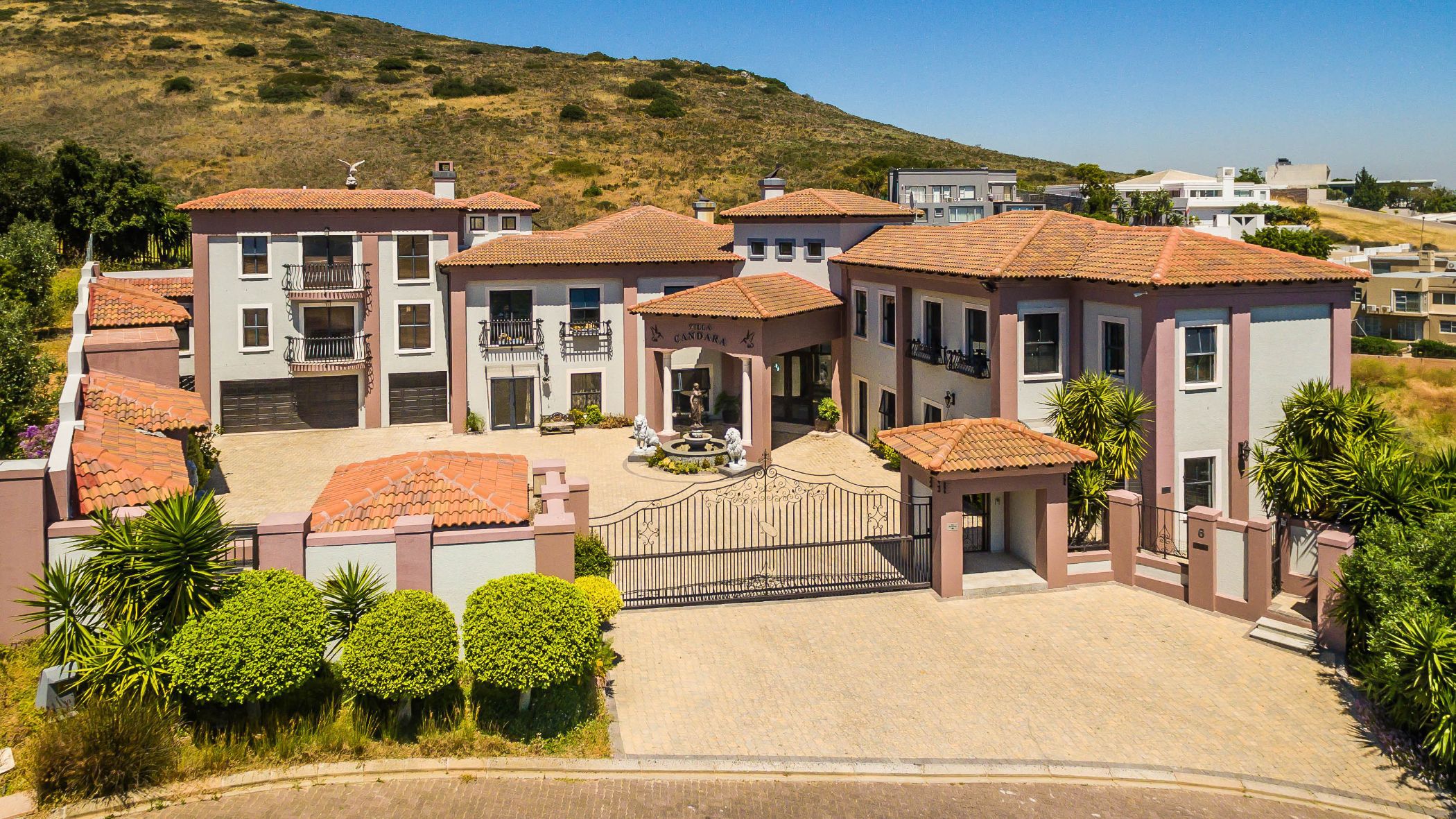 Multi-storey house for sale in Plattekloof - 1PLA1638901