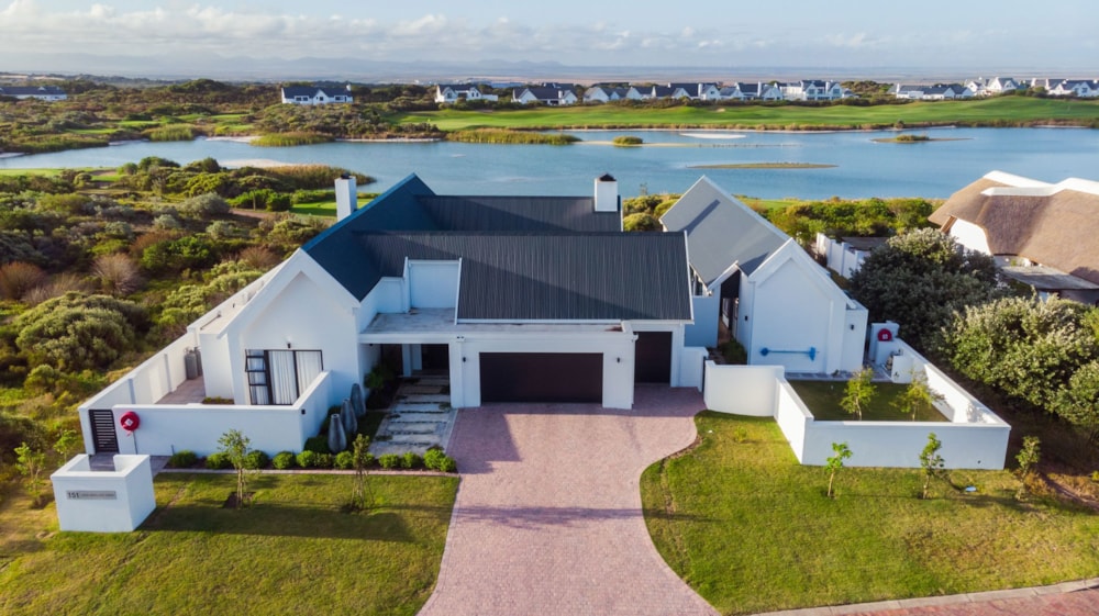 House to rent in St Francis Links - 1SA1747335 House to rent in St Francis Links - 1SA1747335