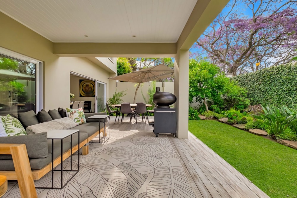 Double-storey cluster sold in Saxonwold - HP1685773 Double-storey cluster sold in Saxonwold - HP1685773