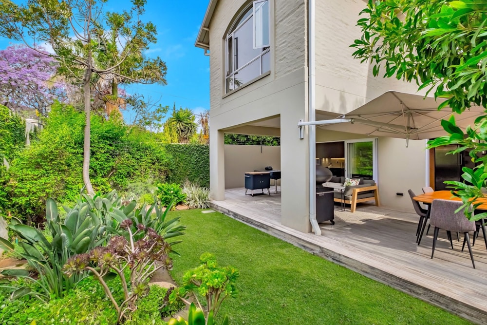 Double-storey cluster sold in Saxonwold - HP1685773 Double-storey cluster sold in Saxonwold - HP1685773