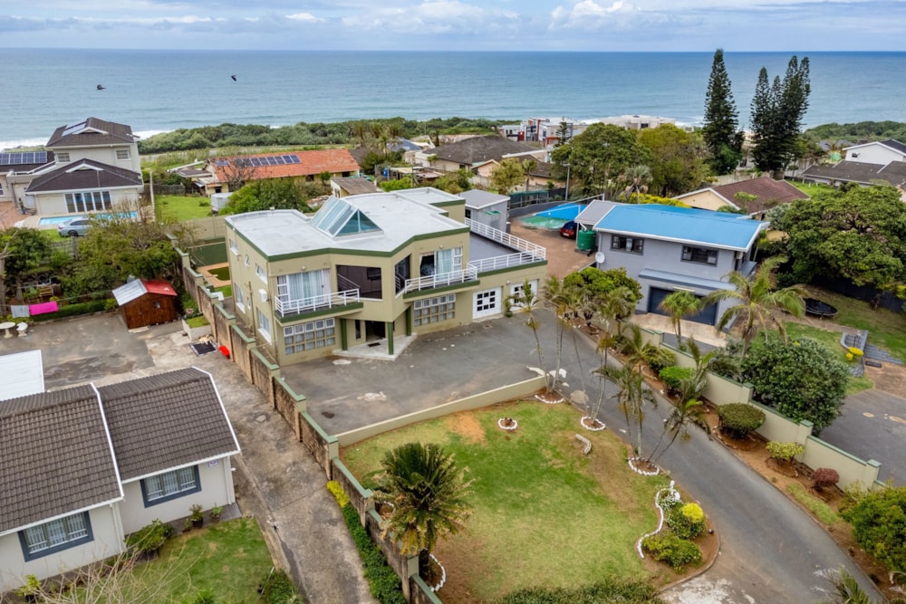 Double-storey house for sale in Oslo Beach, Port Shepstone - 1PX1421433 Double-storey house for sale in Oslo Beach, Port Shepstone - 1PX1421433