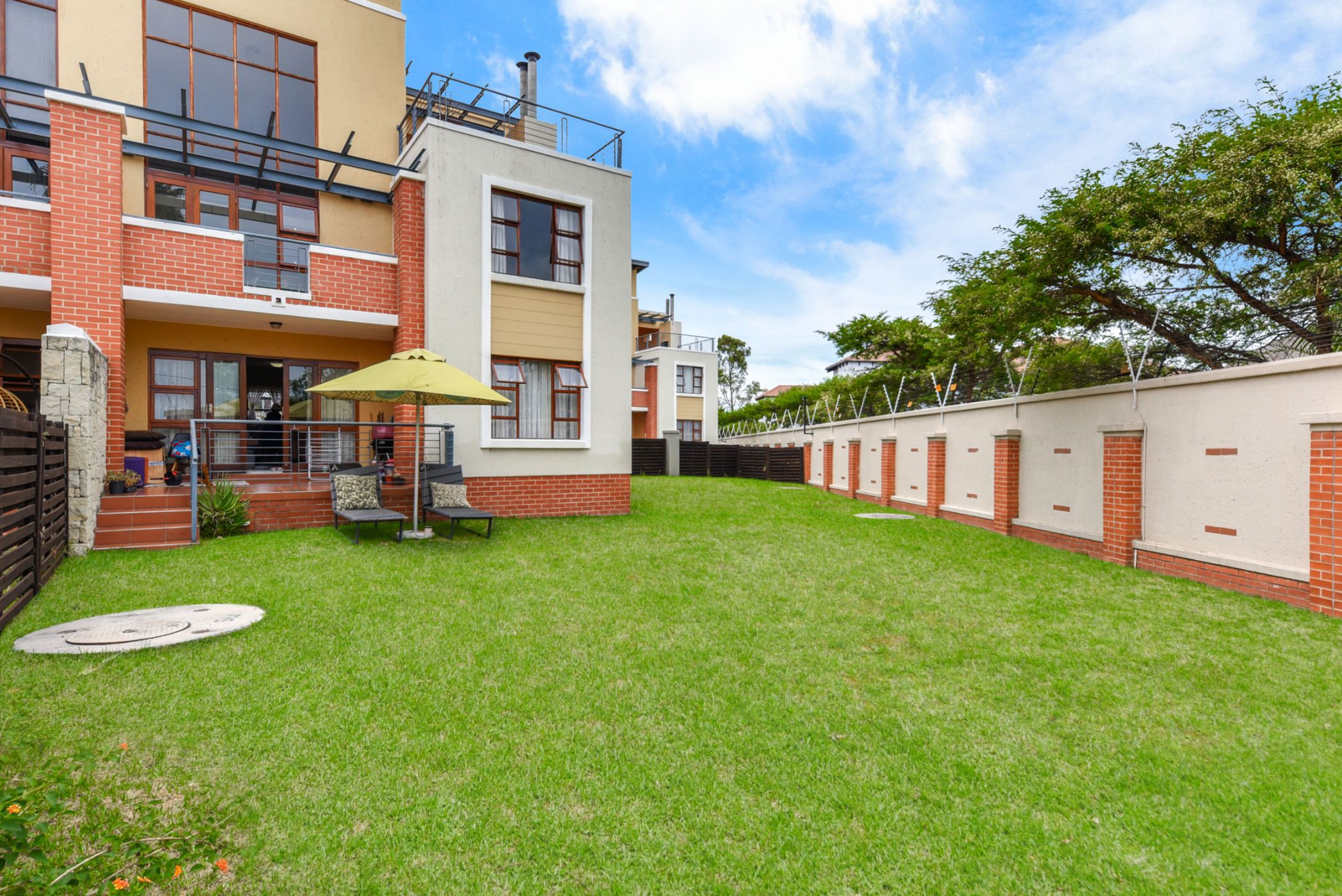 Apartment to rent in Douglasdale - FYL1732000