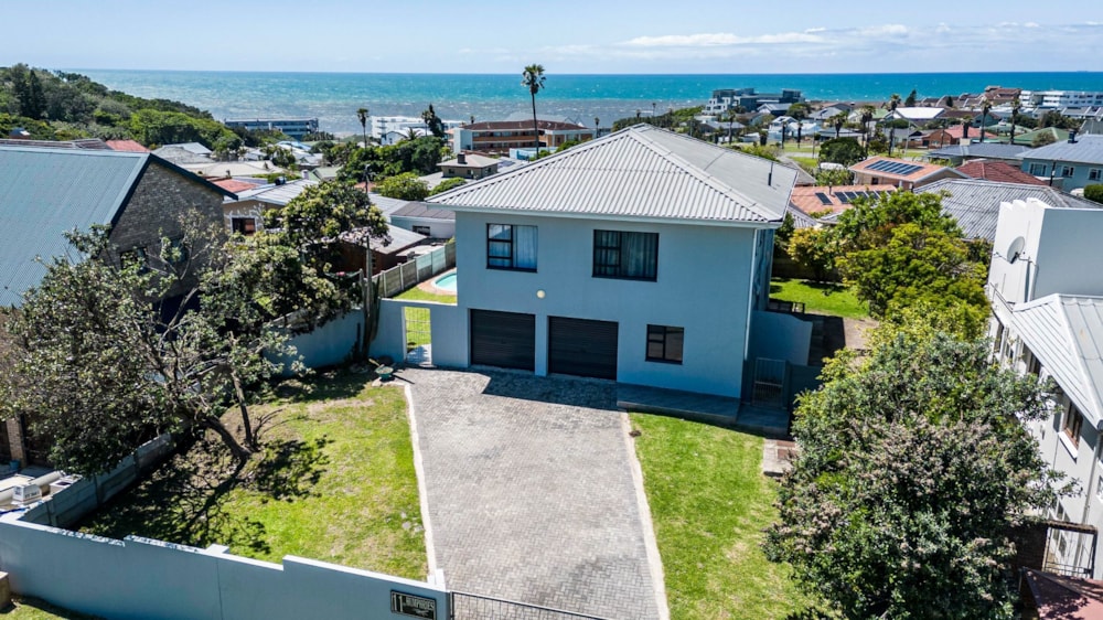 House for sale in Gonubie - 1ET1635079