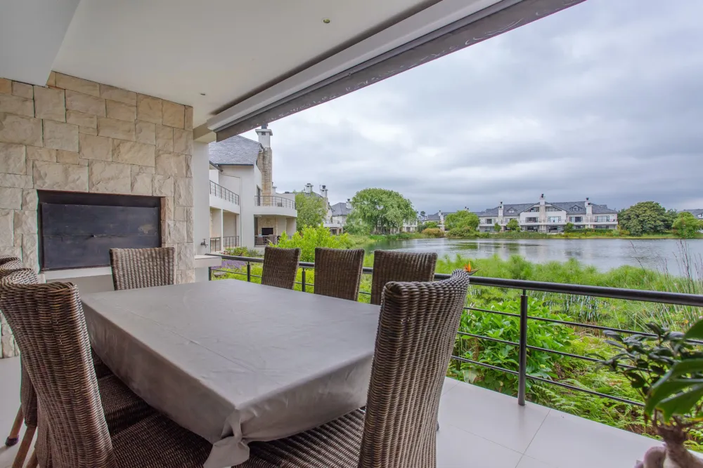 Double-storey cluster sold in Pearl Valley Golf and Country Estate - VLV1734189 Double-storey cluster sold in Pearl Valley Golf and Country Estate - VLV1734189