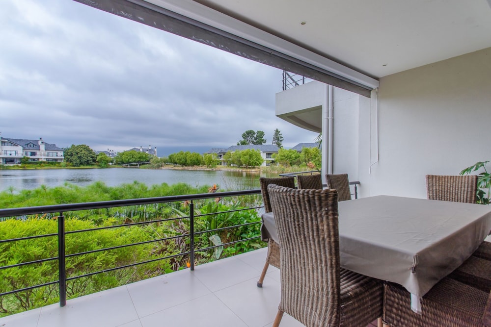 Double-storey cluster let in Pearl Valley Golf and Country Estate - TKL1678019 Double-storey cluster let in Pearl Valley Golf and Country Estate - TKL1678019
