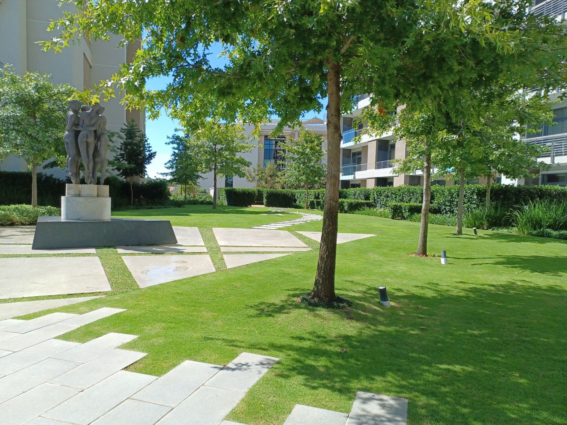 Apartment for sale in Menlyn - PT1622310