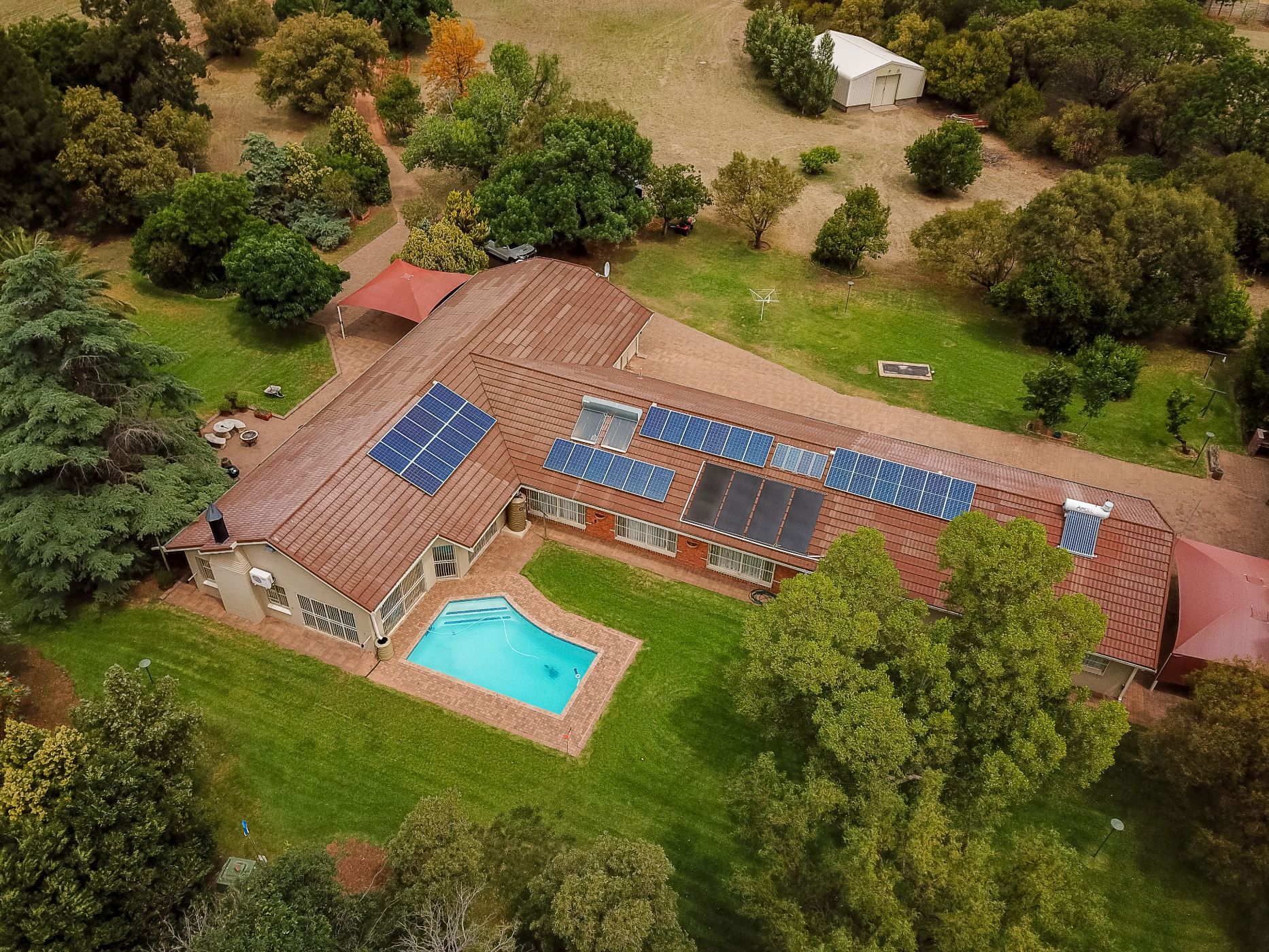 Smallholding sold in Bains Vlei - 1BX1648609