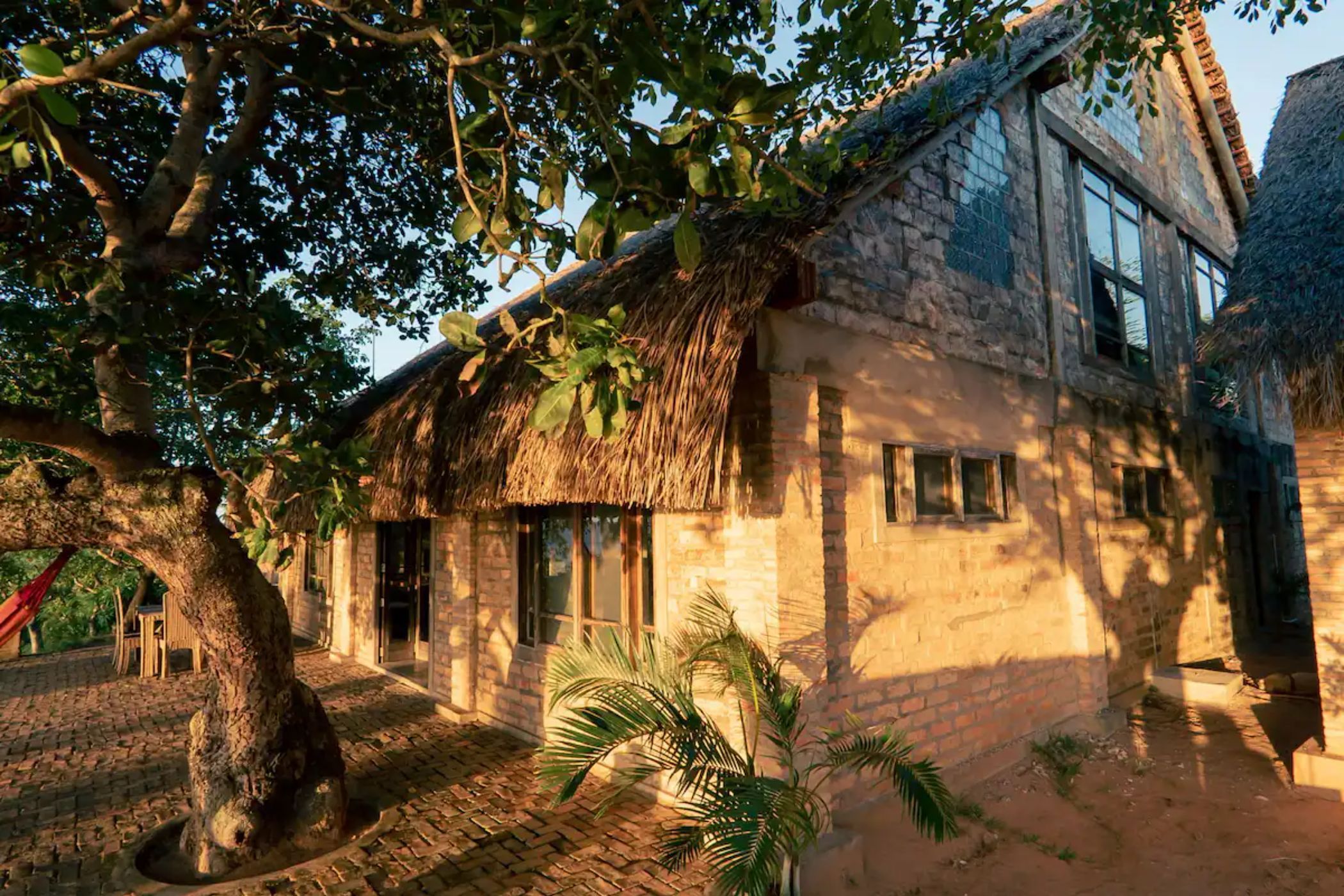 Beachfront villa for sale in Inhambane, Inhambane, Mozambique - 3MQ1534932