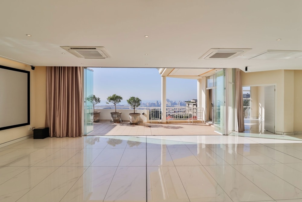 Apartment for sale in Morningside, Durban - 1DA1637488 Apartment for sale in Morningside, Durban - 1DA1637488