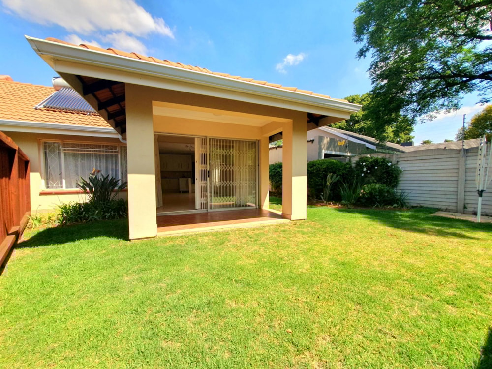 Garden cottage let in Rynfield - ENL1683789 Garden cottage let in Rynfield - ENL1683789