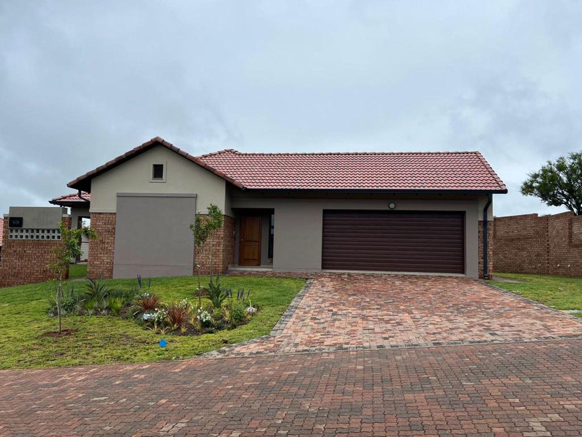 House let in Bateleur Estate - 1NS1676418