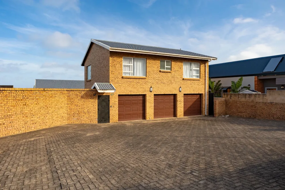 House for sale in St Michaels on Sea - 1PX1633678