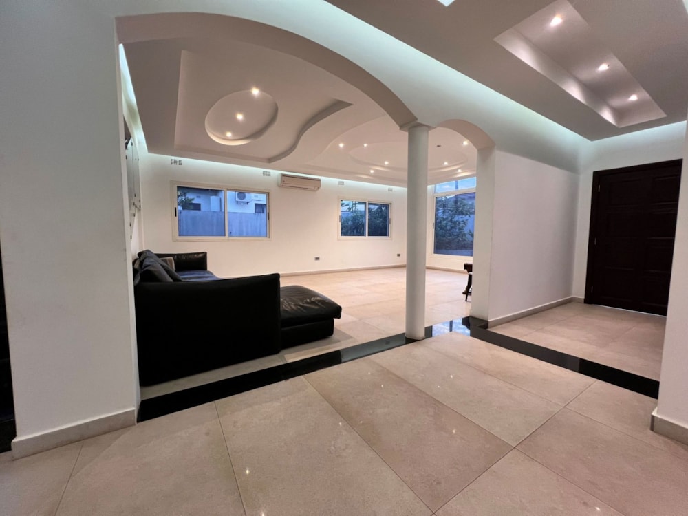 Double-storey house for sale in Roma, Zambia - 3ZA1635307