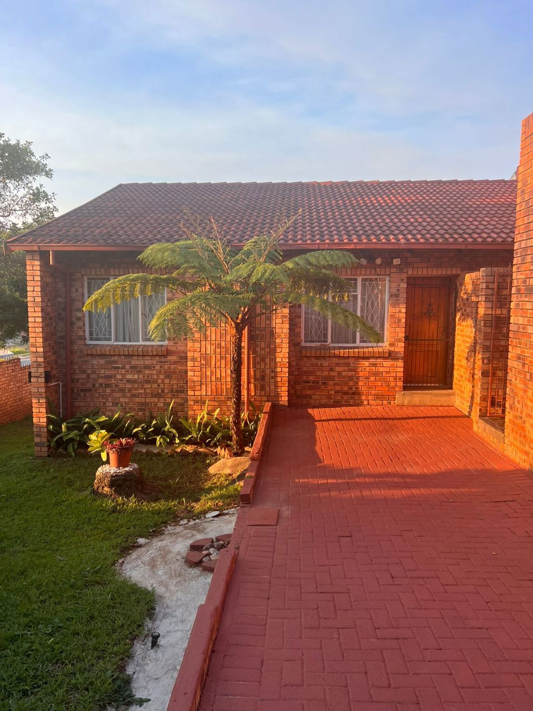 House let in West Acres - 1NS1700116