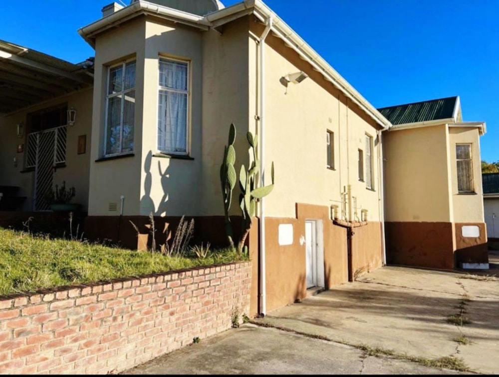 House for sale in King Williams Town (Qonce) - 1MH1635538