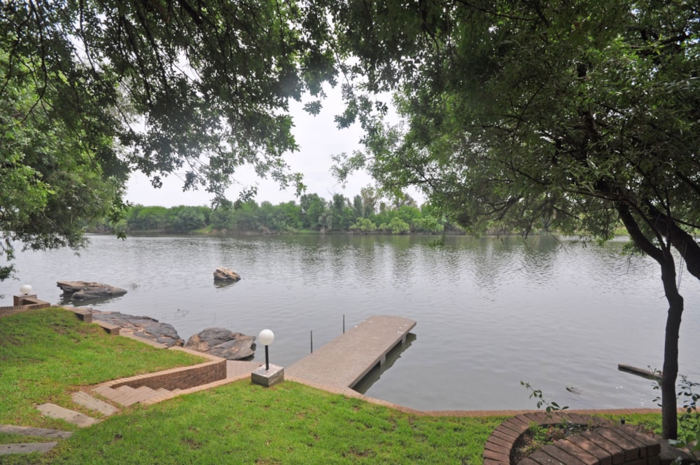 Security estate home for sale in Parys Rural - 1VT1636468 Security estate home for sale in Parys Rural - 1VT1636468