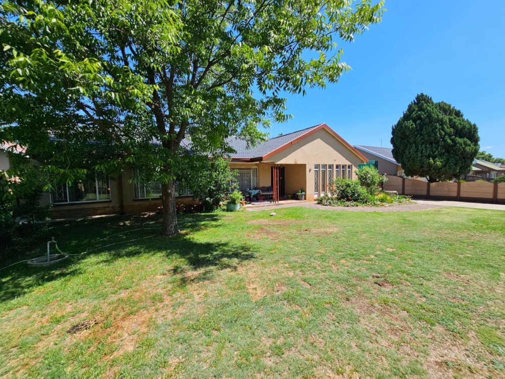 House for sale in Three Rivers North - 1VT1636363