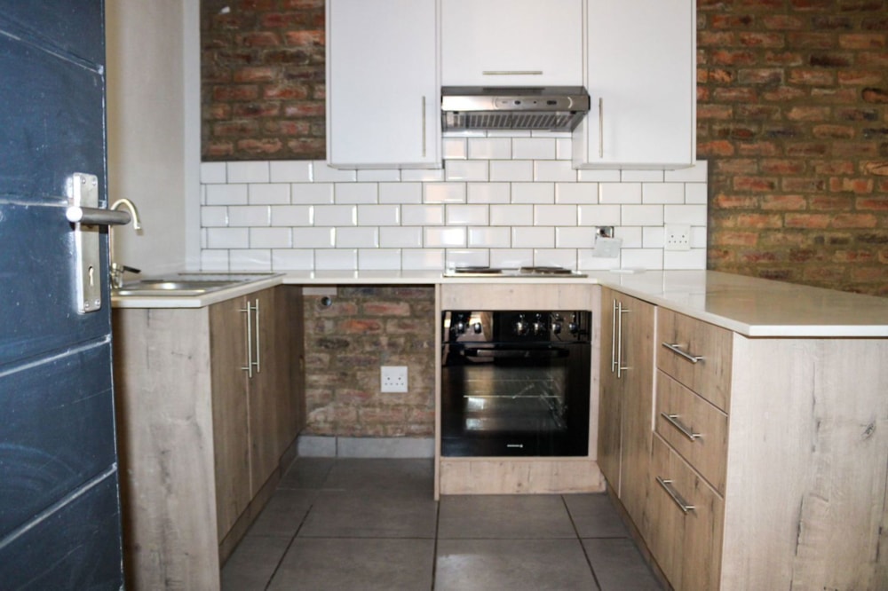 Apartment for sale in Pomona - KTP1636586