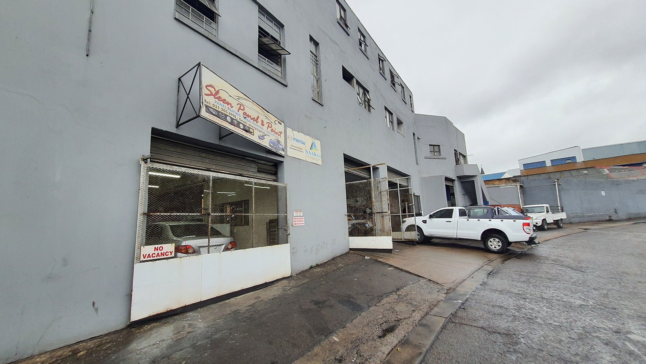 Commercial industrial property for sale in Umbilo - 1DA1636356