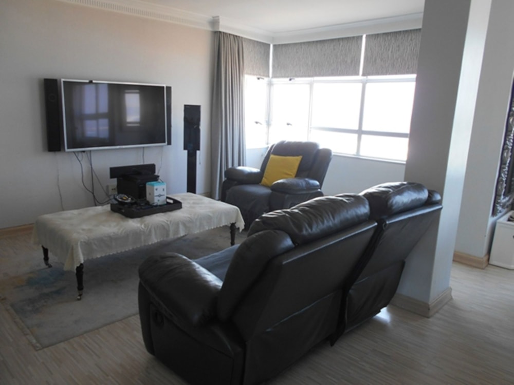 Apartment for sale in South Beach Durban - 1DA1636445 Apartment for sale in South Beach Durban - 1DA1636445