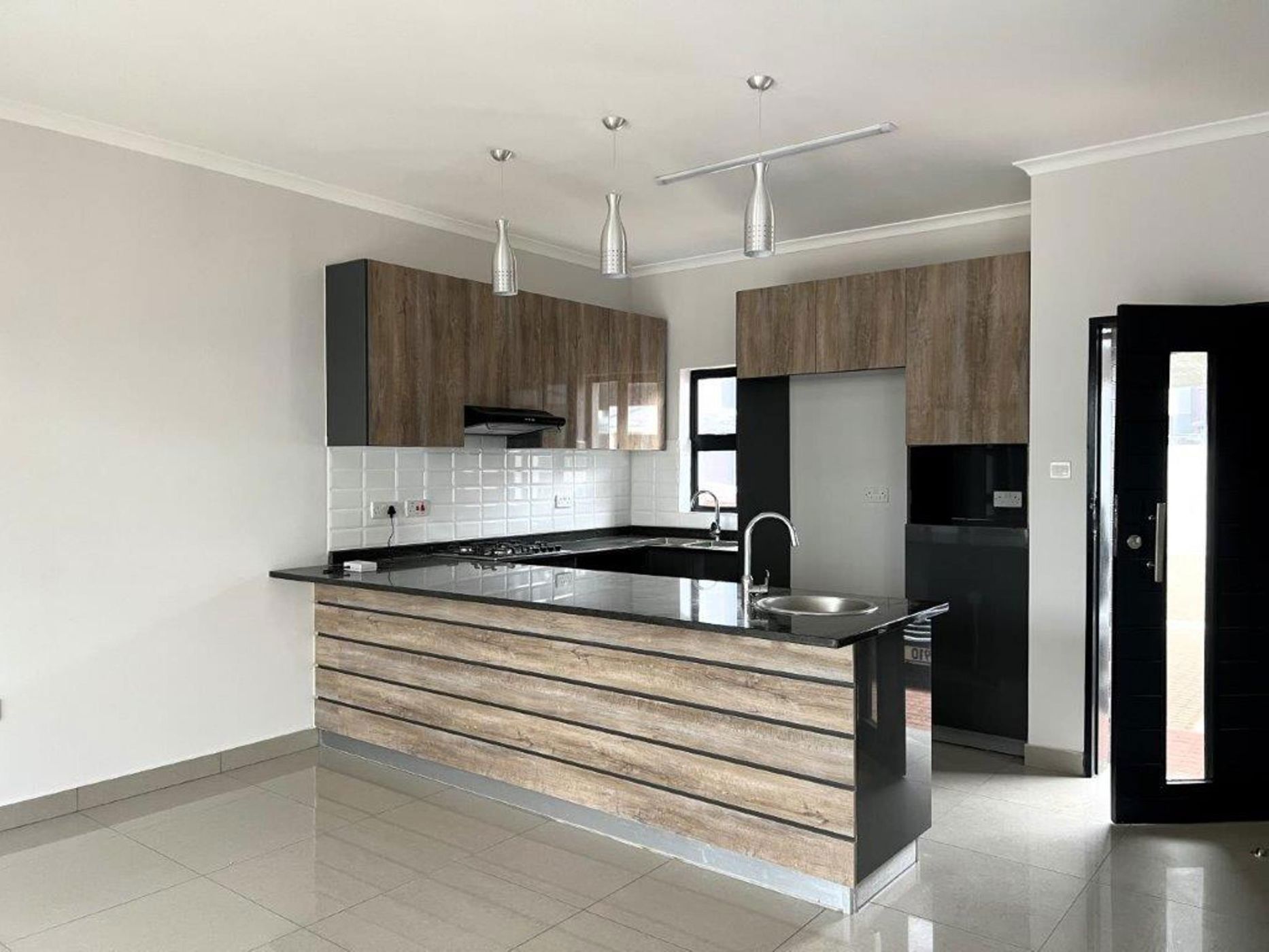 Townhouse let in Broadhurst, Botswana - 3BO1701254