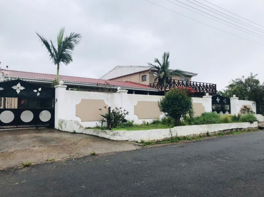 Double-storey house for sale in Norwood, Mthatha - 1MH1636921