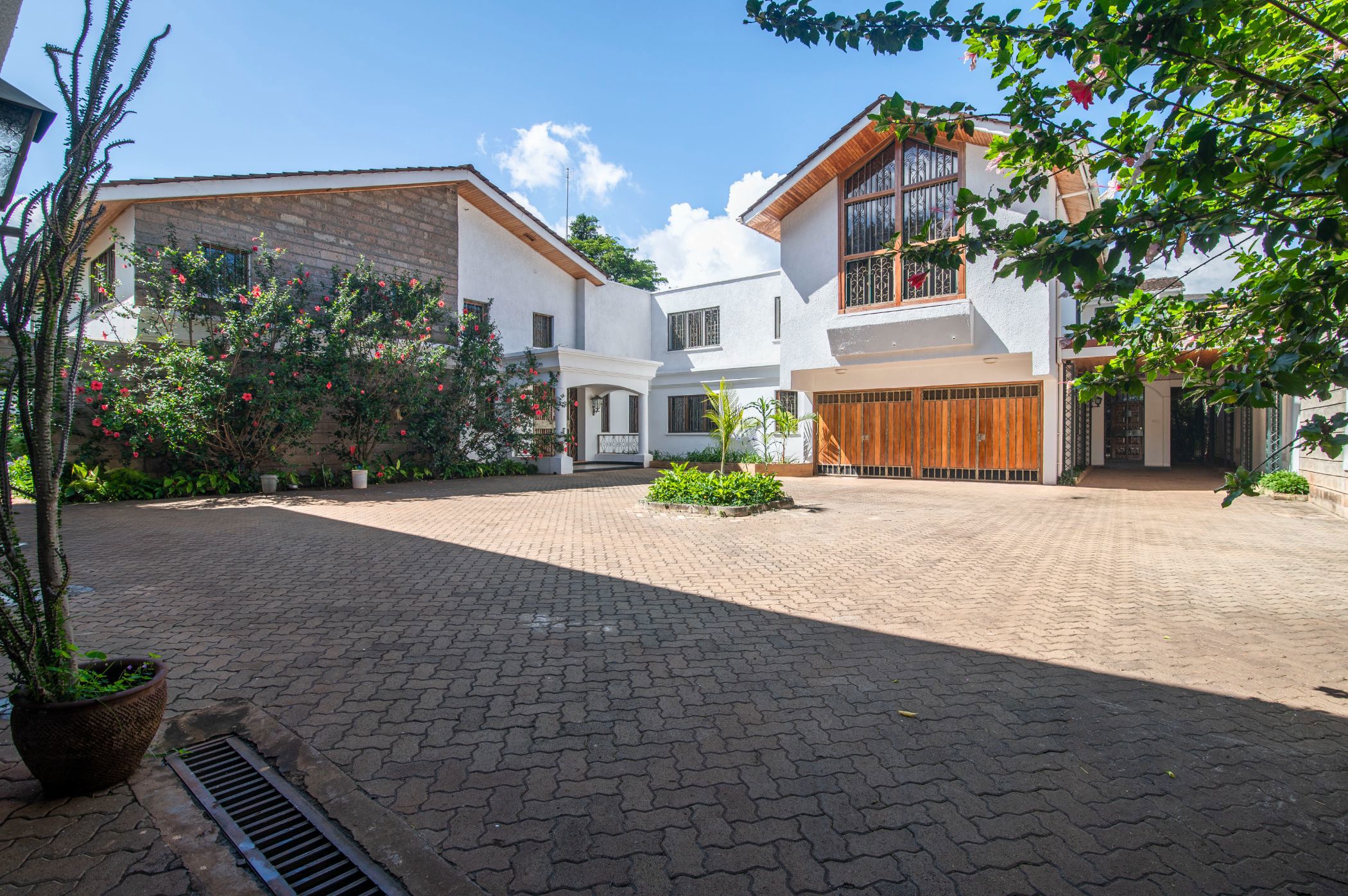 House for sale in Spring Valley, Kenya - 3KE1719017