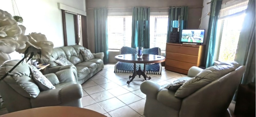 Apartment for sale in Hibberdene - 1PX1637251