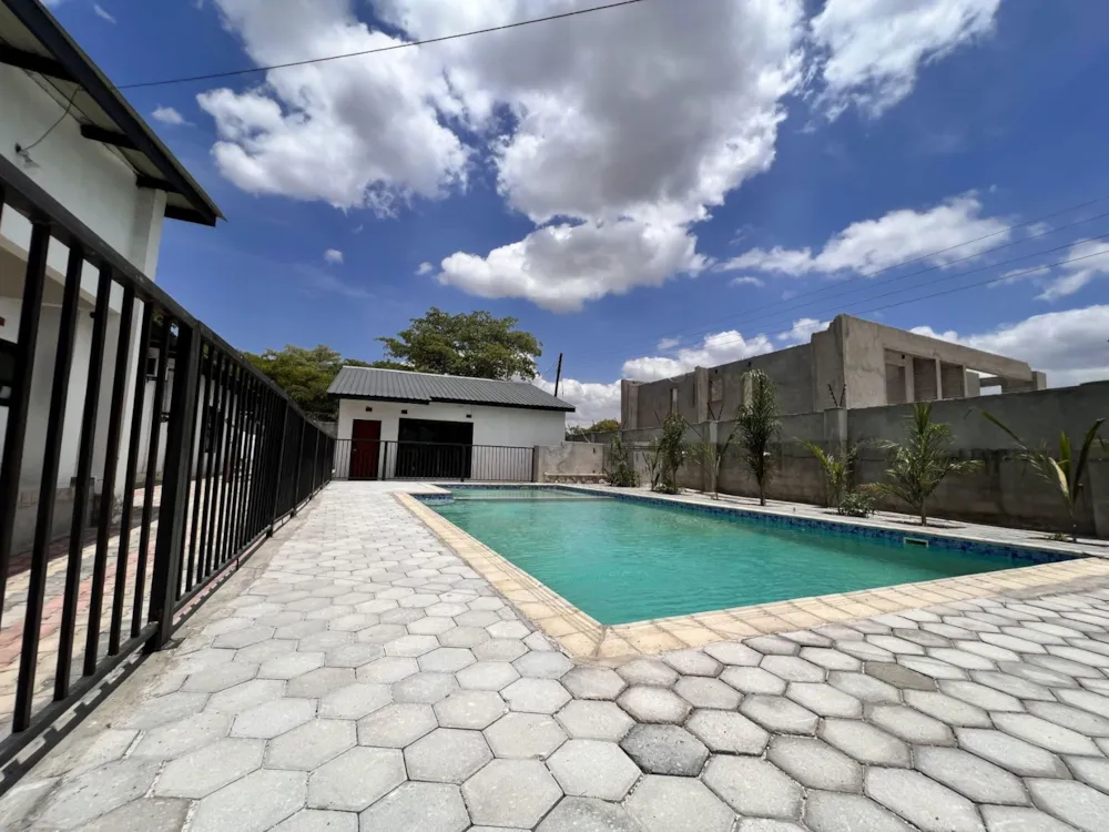 Double-storey house for sale in Ibex Hill, Zambia - 3ZA1637363