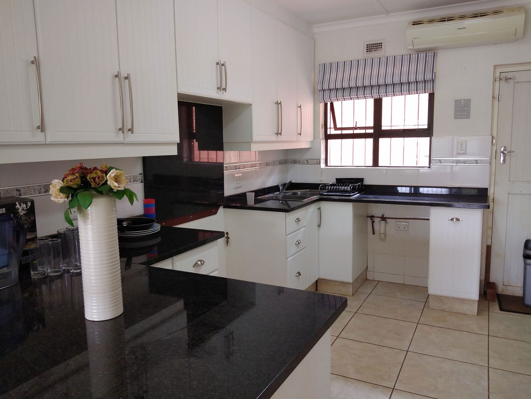 House for sale in Widenham - 1si1637457