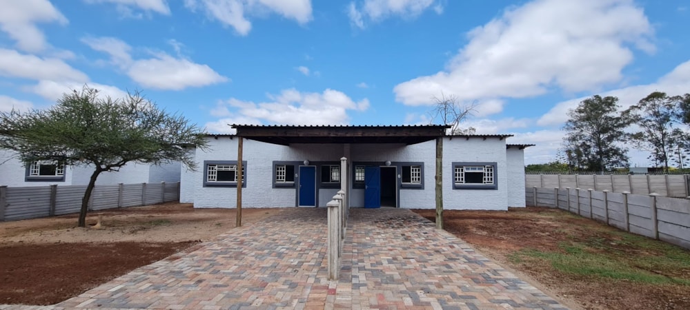 Apartment to rent in Polokwane - 1PS1735759