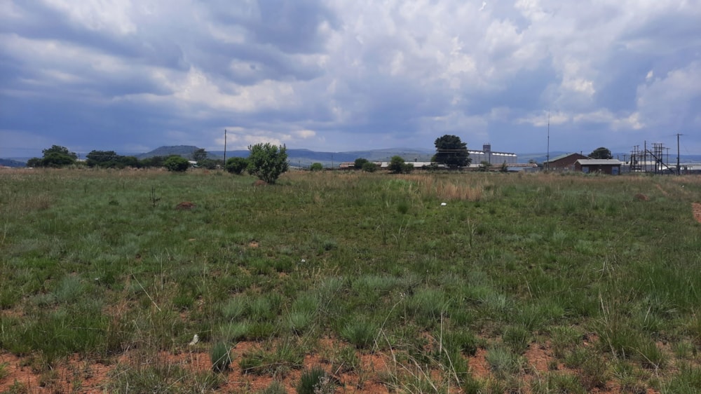 Commercial industrial property for sale in Lydenburg (Mashishing) - 1LY1638044