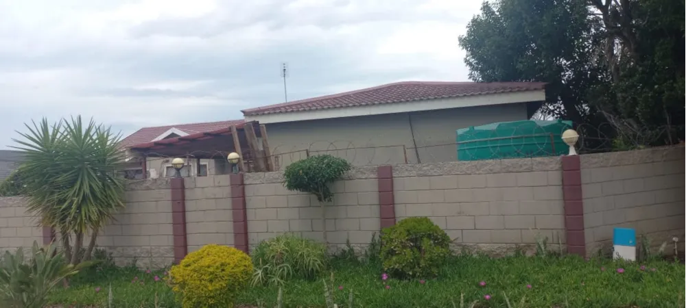 Commercial business for sale in Southernwood, Mthatha - 1MH1746285 Commercial business for sale in Southernwood, Mthatha - 1MH1746285