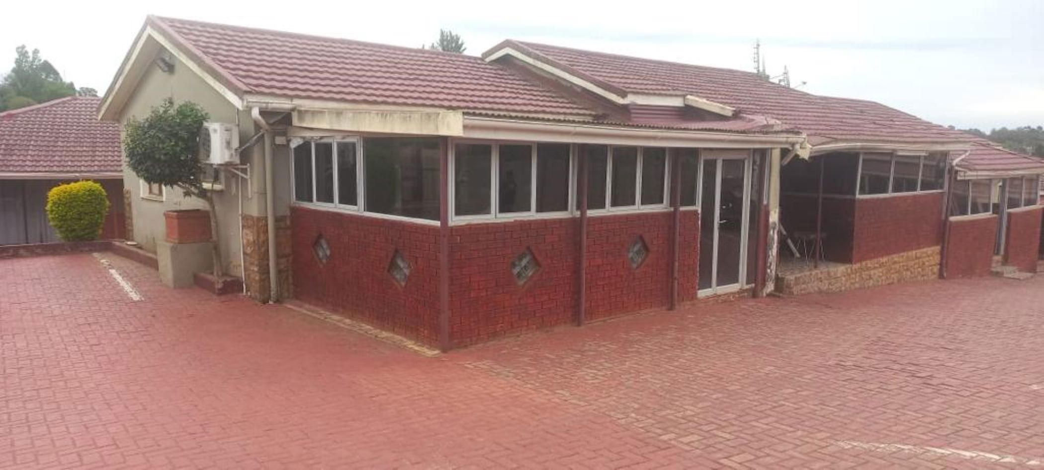 Bed & breakfast for sale in Southernwood, Mthatha - 1MH1681206